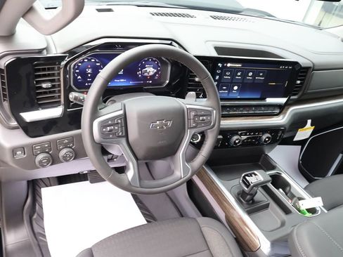 New 2026 Chevrolet Silverado 1500 LT Trail Boss w/ Convenience Package II AWD/4WD image 25