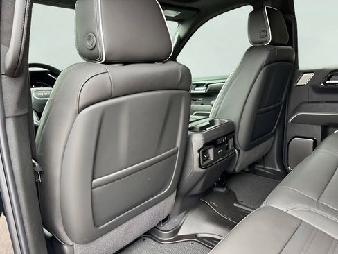 New 2026 GMC Sierra 1500 AT4X AWD/4WD image 15