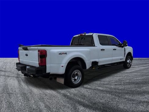 Used 2023 Ford F350 XL w/ 360-Degree Camera Package AWD/4WD image 4