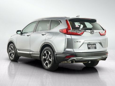 Used 2017 Honda CR-V Touring image 3