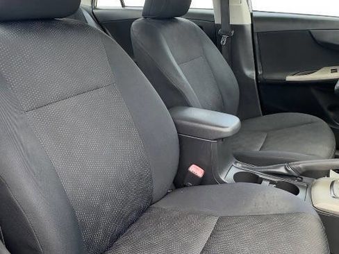 Used 2010 Toyota Corolla S image 13