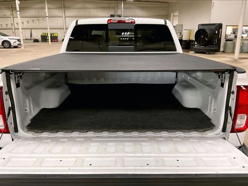 Used 2018 Chevrolet Silverado 1500 LTZ w/ Sport Package AWD/4WD image 31