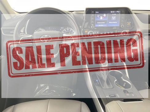 Certified 2022 Toyota Highlander XLE image 7