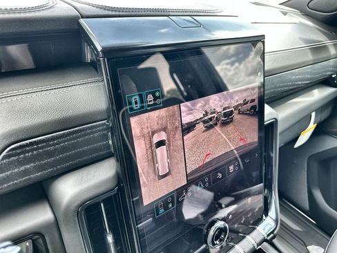 New 2026 GMC Yukon XL AT4 Ultimate w/ LPO, Floor Liner Package AWD/4WD image 29