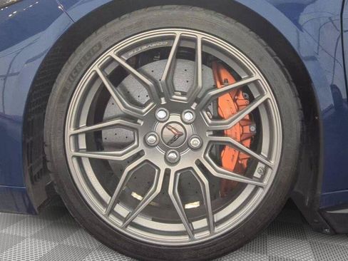 Used 2025 Chevrolet Corvette Z06 RWD image 13