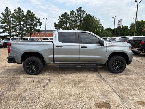 Used 2026 Chevrolet Silverado 1500 Custom Trail Boss AWD/4WD image 6