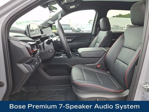 Used 2025 Chevrolet Silverado EV RST AWD/4WD image 2