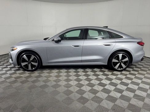 Used 2025 Audi A5 2.0T Premium Plus w/ Premium Plus AWD/4WD image 5