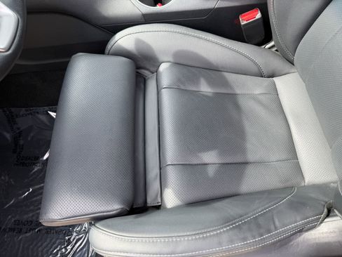 Used 2022 Subaru Outback Limited image 17