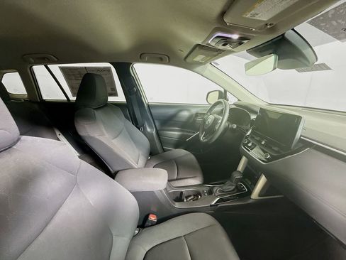 Certified 2024 Toyota Corolla Cross LE FWD image 28