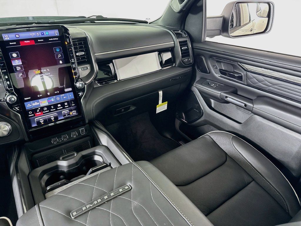 Used 2026 RAM 1500 Limited AWD/4WD image 25
