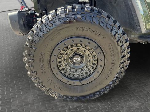 Used 2021 Jeep Wrangler Unlimited Rubicon AWD/4WD image 9