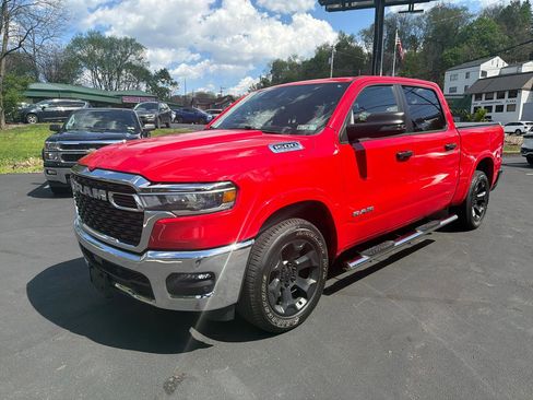 Used 2025 RAM 1500 Big Horn AWD/4WD image 1