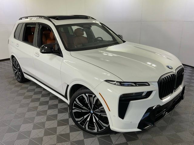 Used 2023 BMW X7 M60i w/ Executive Package AWD/4WD image 45
