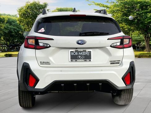 New 2026 Subaru Crosstrek 2.5i Limited w/ Crosstrek Mirror Package image 4