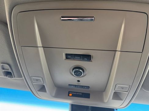 Used 2017 Chevrolet Tahoe LT w/ LT Signature Package image 30