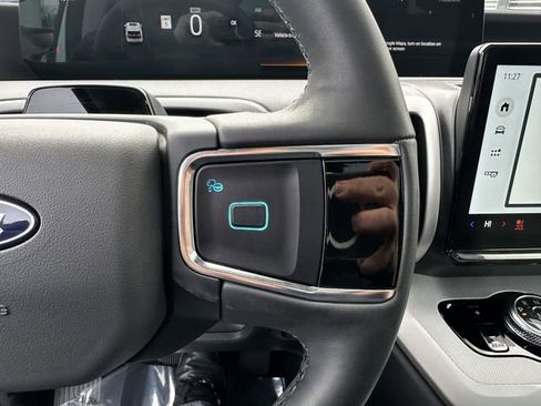 Certified 2025 Ford Expedition Max Active image 30