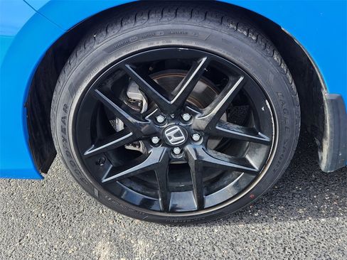 Used 2022 Honda Civic Sport image 14