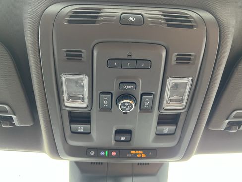 Used 2021 Cadillac Escalade Premium Luxury w/ Driver Assist Tech Package image 28