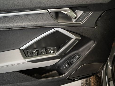 Used 2023 Audi Q3 2.0T Premium Plus w/ Premium Plus Package image 25