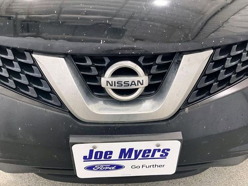 Used 2015 Nissan Juke SL image 26