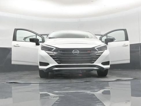 Used 2023 Nissan Versa SR w/ Trunk Package FWD image 61