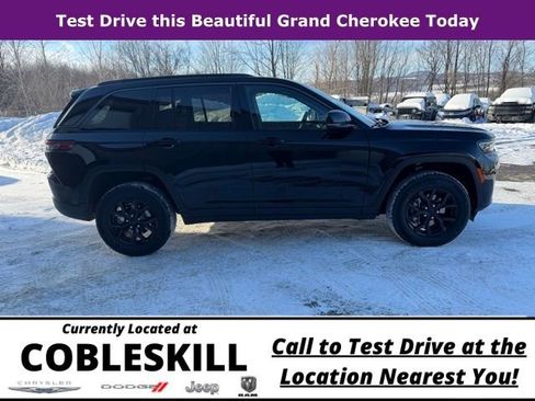 New 2026 Jeep Grand Cherokee Altitude AWD/4WD image 3