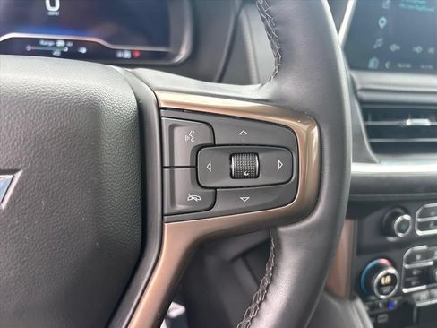Used 2024 Chevrolet Suburban High Country AWD/4WD image 31