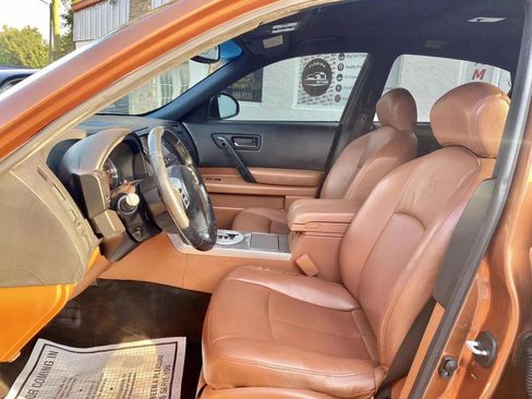 Used 2005 INFINITI FX35 2WD w/ (U01) Technology Pkg image 8