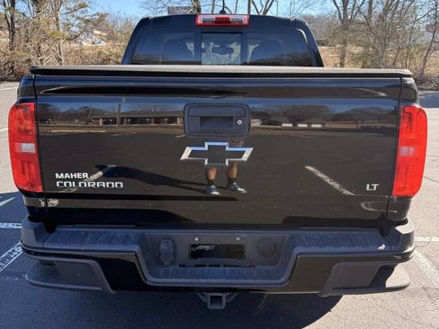 Used 2016 Chevrolet Colorado LT w/ Midnight Edition AWD/4WD image 6