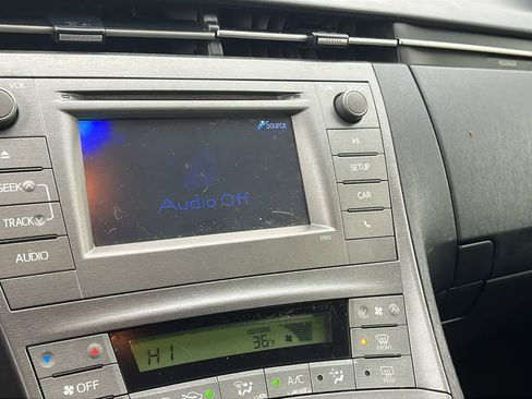 Used 2012 Toyota Prius Two image 15