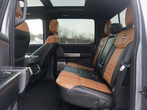 Used 2024 Ford F250 Platinum image 21