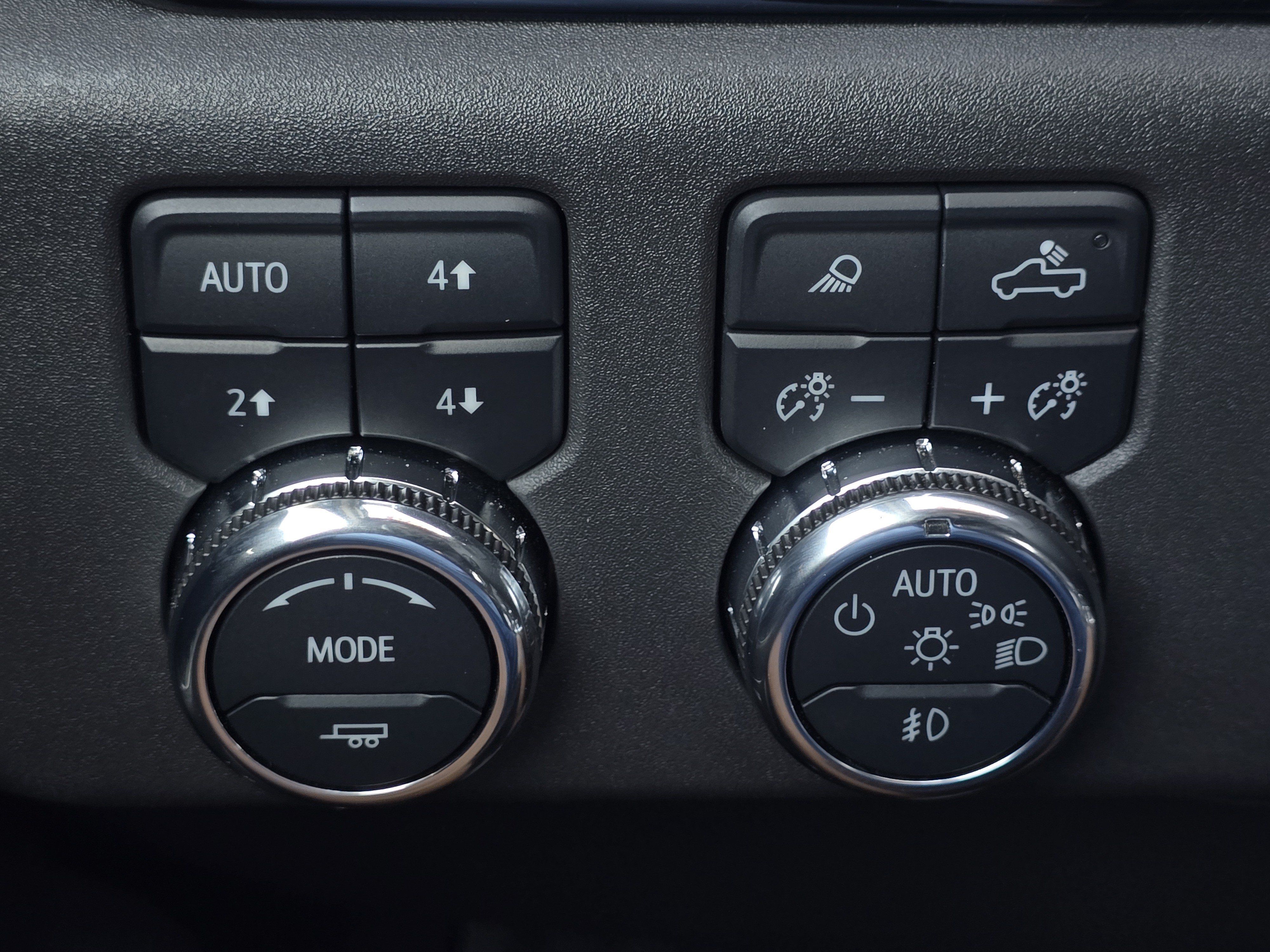 Used 2024 GMC Sierra 1500 SLT AWD/4WD image 20