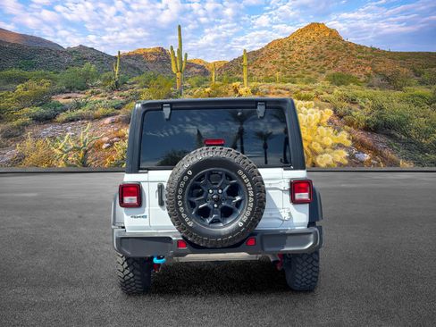 Used 2023 Jeep Wrangler Unlimited w/ 8.4" Radio Group AWD/4WD image 5