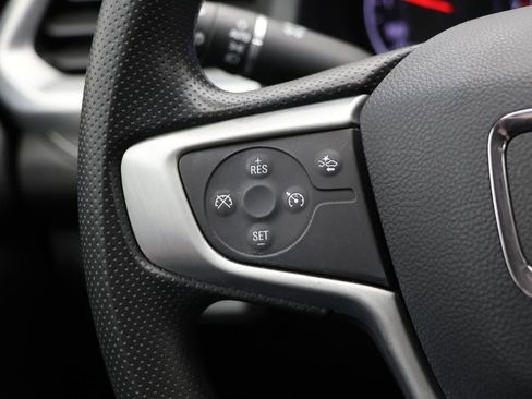 Used 2023 GMC Acadia SLE w/ Driver Convenience Package image 19