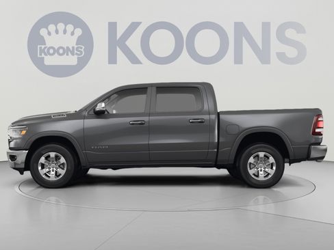 Used 2022 RAM 1500 Laramie AWD/4WD image 2