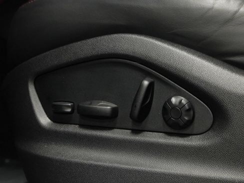 Certified 2024 Porsche Cayenne S AWD/4WD image 31