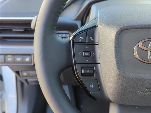 Certified 2025 Toyota Prius XLE image 13