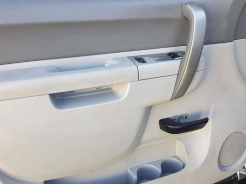 Used 2013 Chevrolet Silverado 2500 W/T RWD image 17
