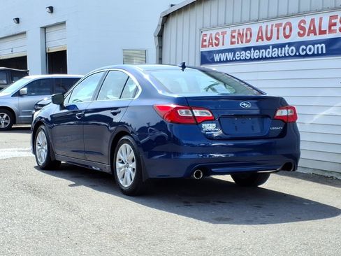 Used 2016 Subaru Legacy 2.5i Premium w/ Moonroof Package AWD/4WD image 3