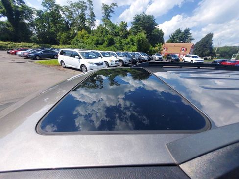 Used 2012 Chevrolet Equinox LT AWD/4WD image 16