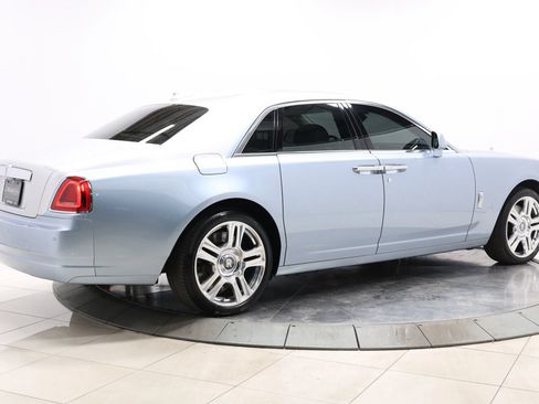 Used 2017 Rolls-Royce Ghost RWD image 4
