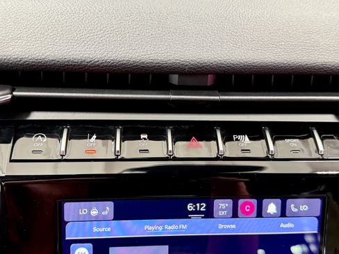 Certified 2023 Jeep Grand Cherokee Altitude AWD/4WD image 26