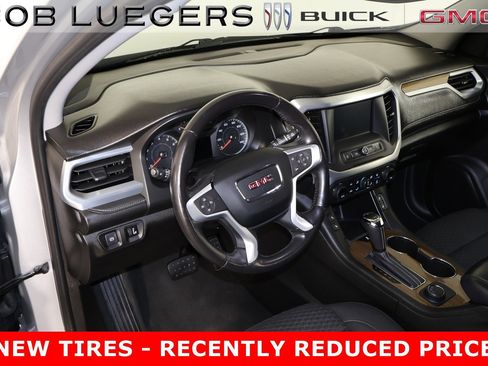 Used 2019 GMC Acadia SLE image 14