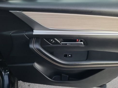 Used 2024 MAZDA CX-90 3.3 Turbo w/ Preferred Plus image 31