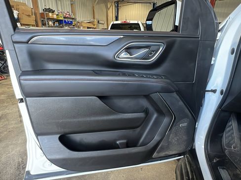 Used 2022 Chevrolet Tahoe RST w/ Sport Performance Package AWD/4WD image 10