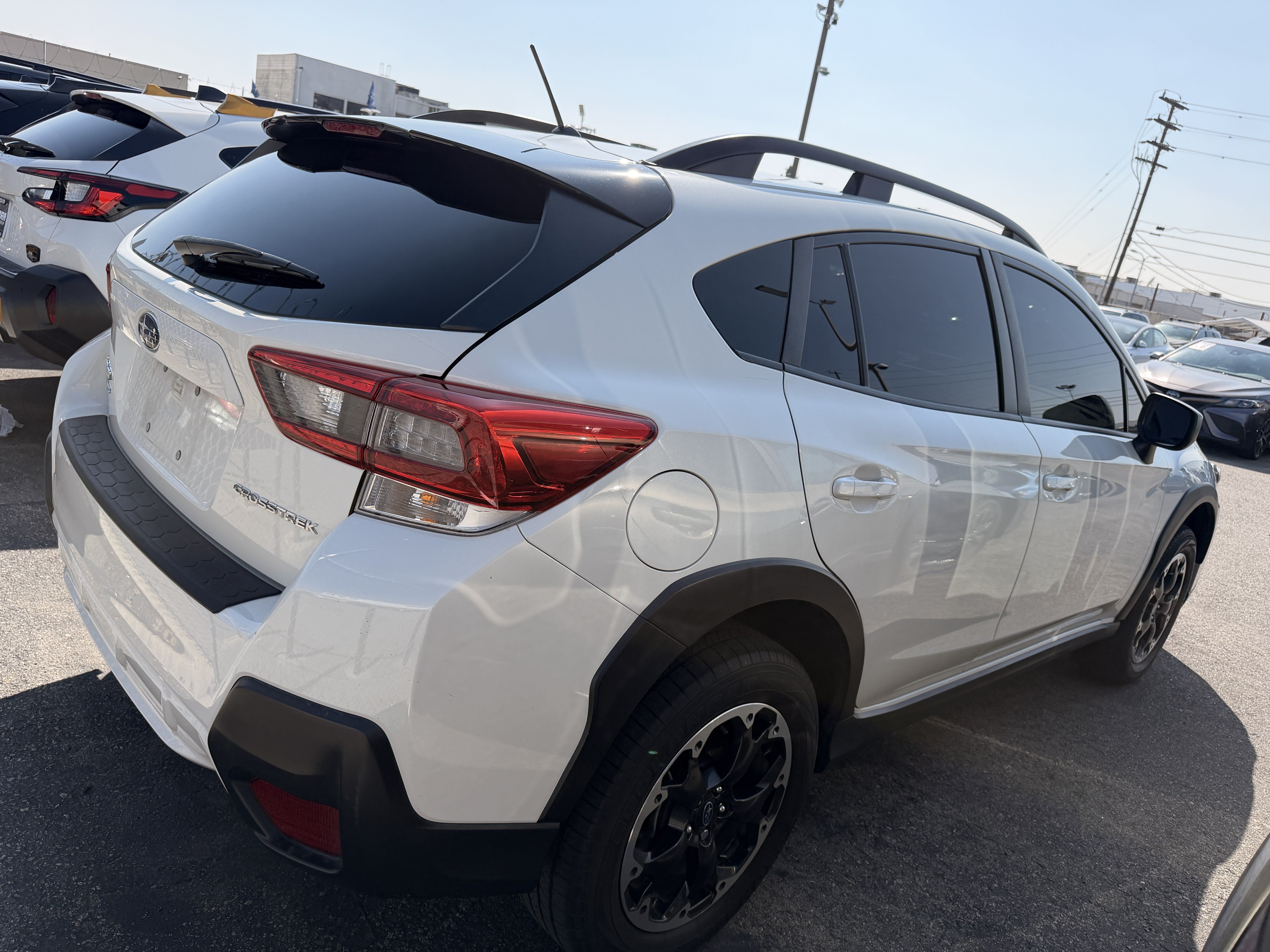 Used 2023 Subaru Crosstrek 2.0i AWD/4WD image 2
