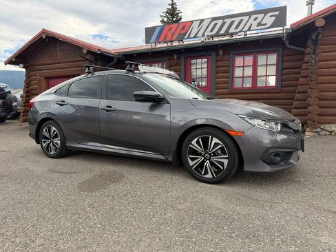 Used 2018 Honda Civic EX-T image 1