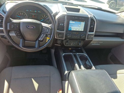 Used 2016 Ford F150 XLT w/ Equipment Group 302A Luxury image 12