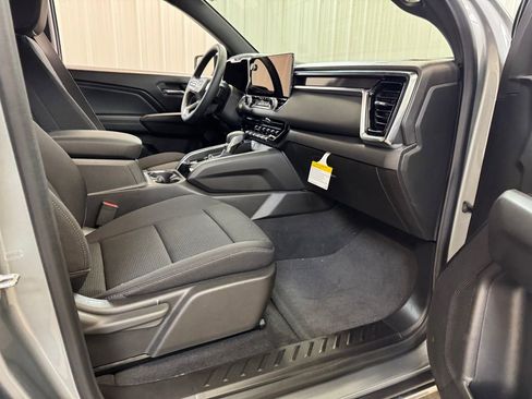 New 2026 GMC Canyon Elevation w/ Convenience Package image 27